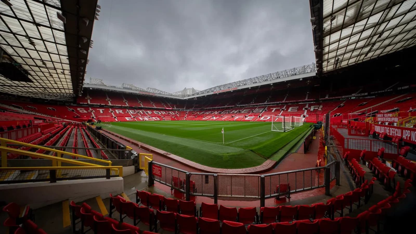 old trafford stadium