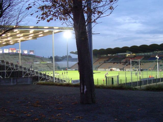 Stade Raymond Kopa